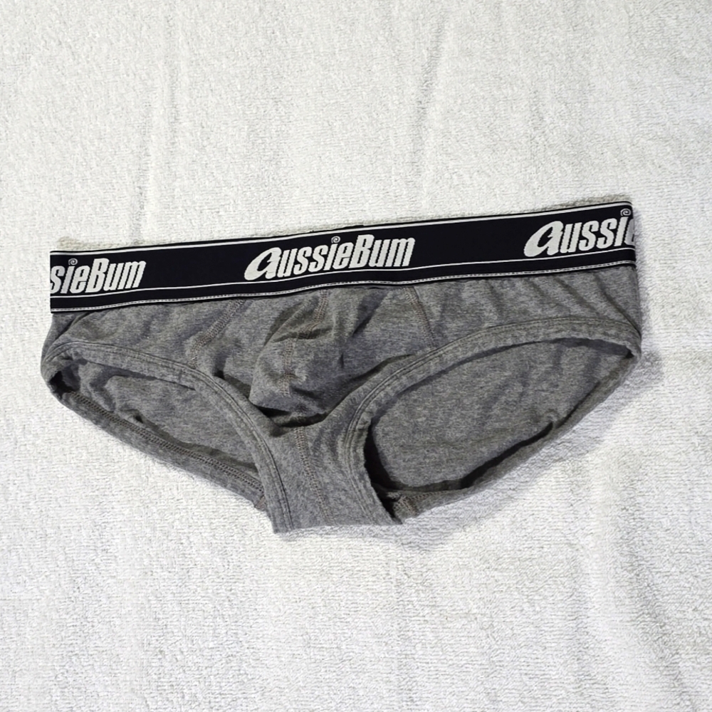 Aussie Bum Briefs in size medium